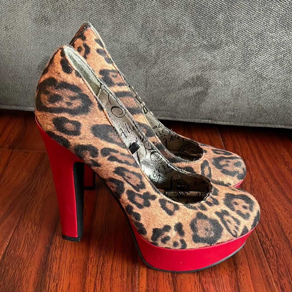 Material Girl Malli Leopard Red Platform High Heel Pumps
